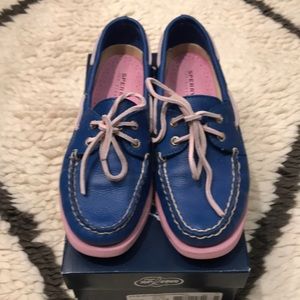 Sperry Topsider Blue/Lavender/fuschia size 6.5